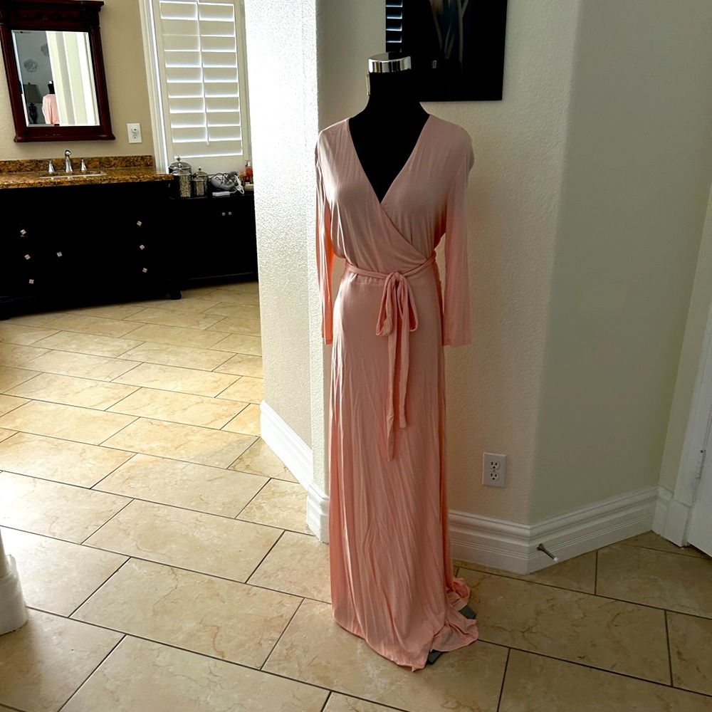 ☄️🔥💥💧Bebe wrap dress size Large